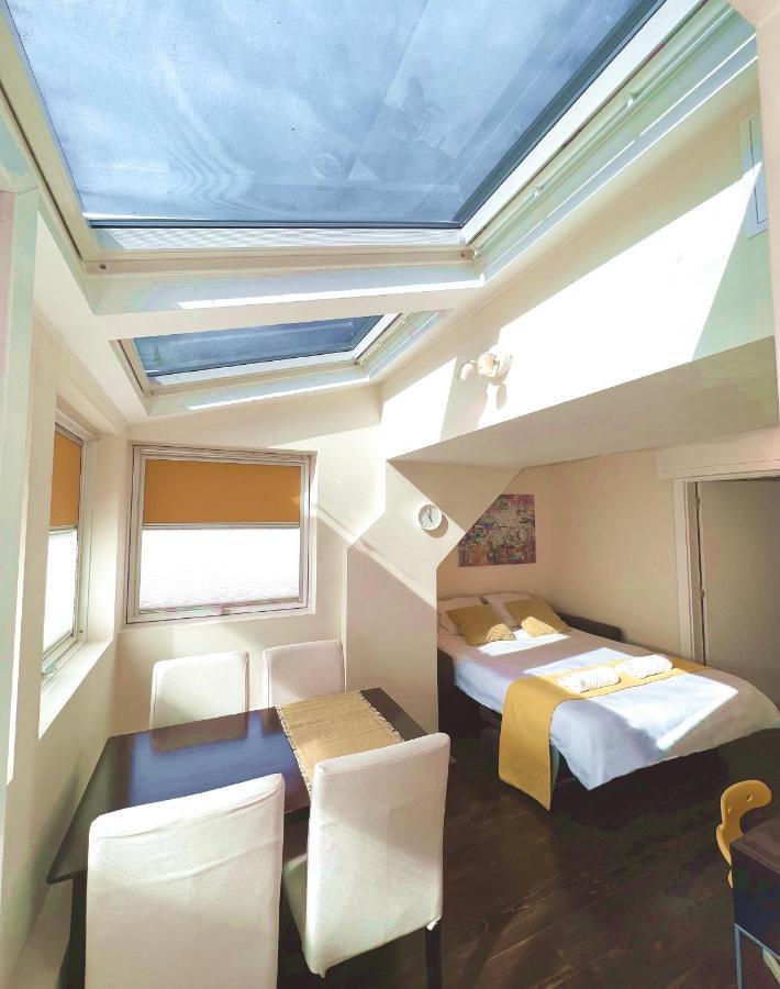 Unique Luxurious Jacuzzi Penthouse Duplex In City Center! 2 Baths! Free Parking! Sofia Eksteriør billede