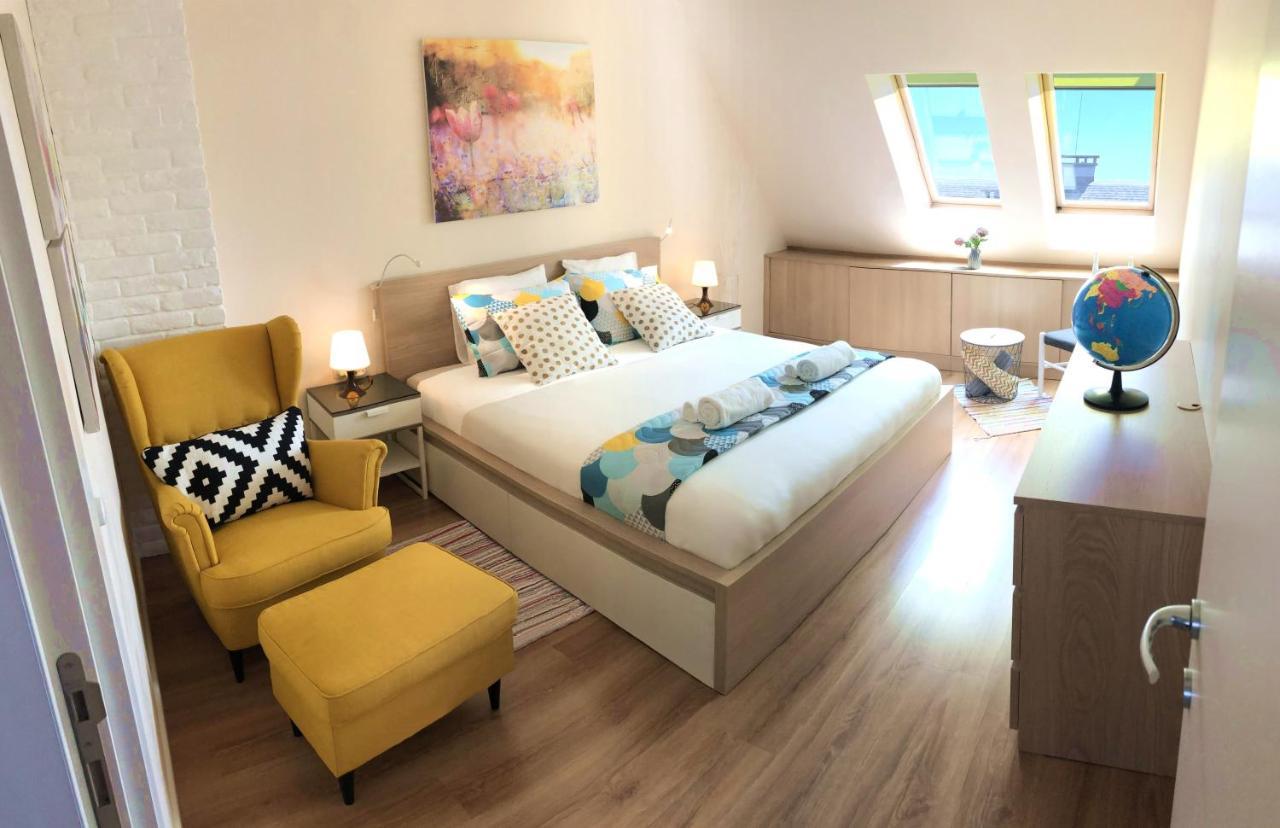 Unique Luxurious Jacuzzi Penthouse Duplex In City Center! 2 Baths! Free Parking! Sofia Eksteriør billede